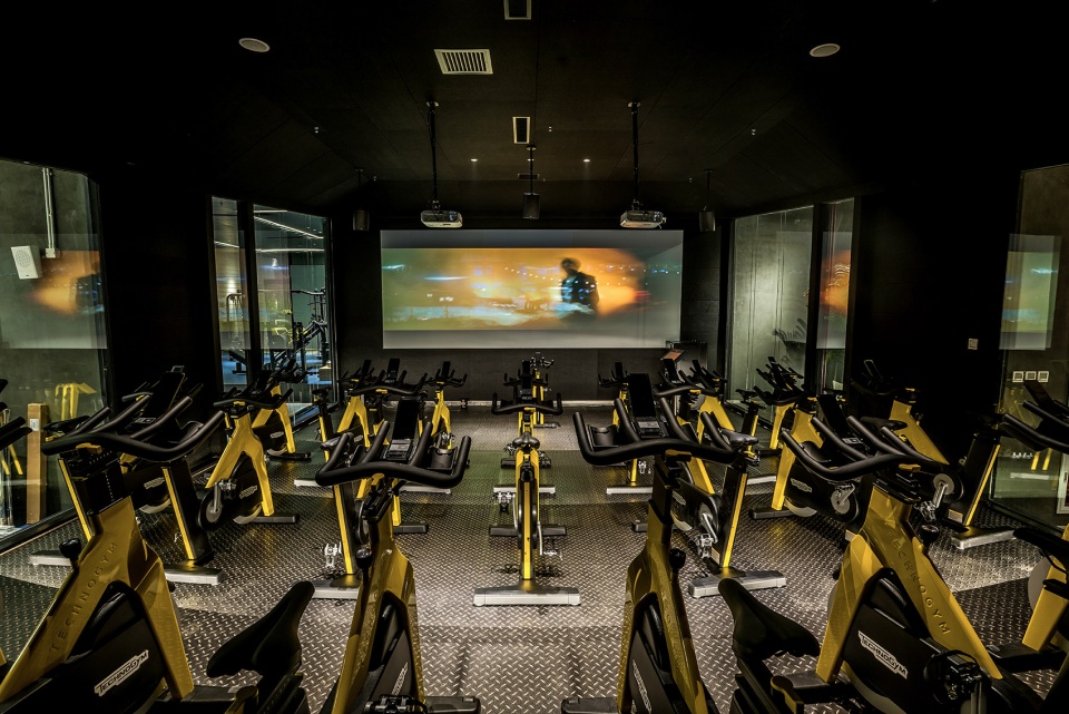 成都健身房設計，富有特色的室內城市生態健身房